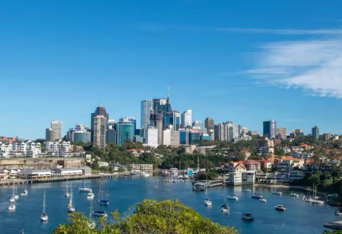 The Attic - Luxury Harbourside Homestay Sydney