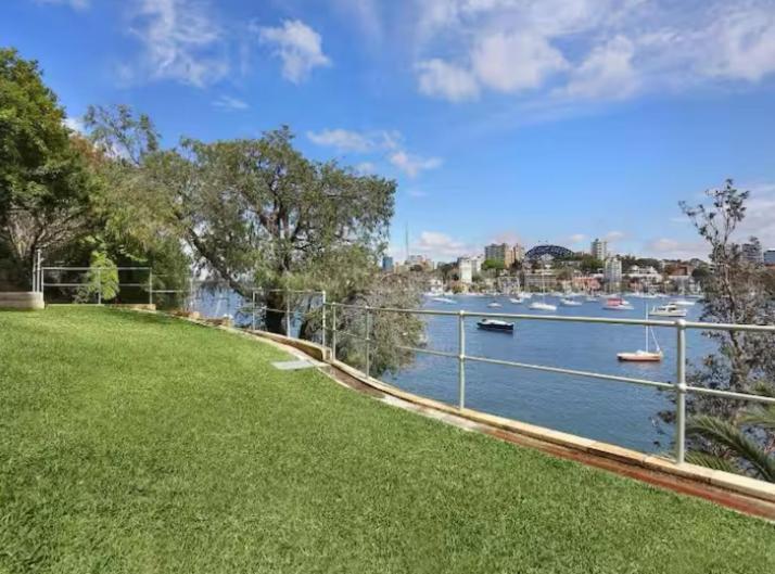 The Attic - Luxury Harbourside Sydney